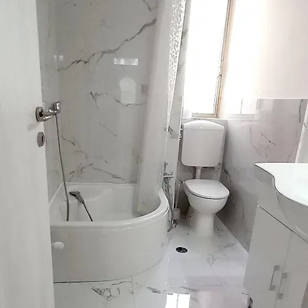 Bed and breakfast New Bb 15 Min By Train From Venice Historic 3*